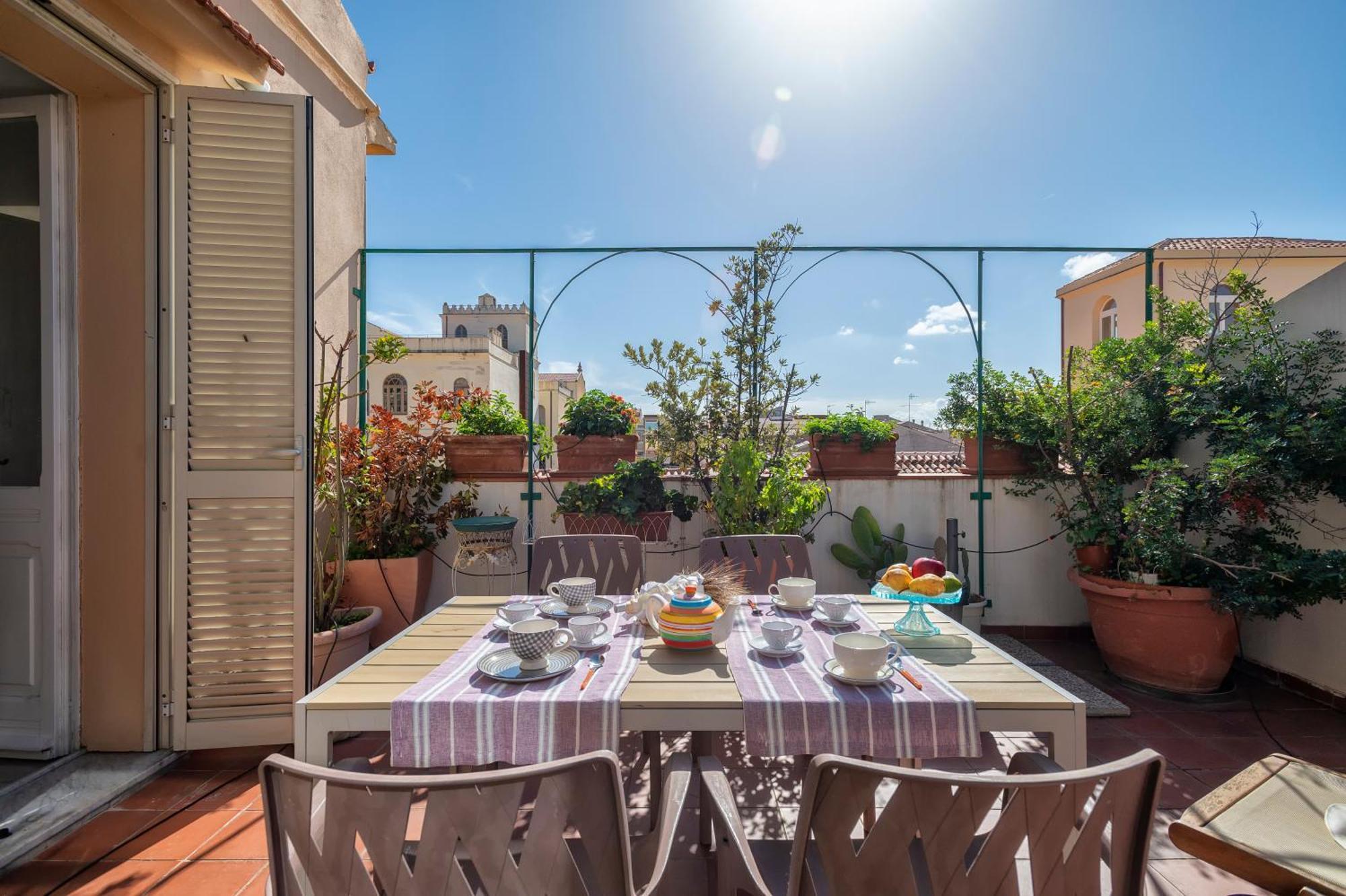 Sardinia Re - Liberty 13 Apartman Sassari Kültér fotó